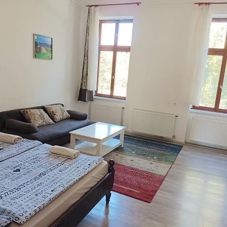 Sarahome1 Сегед Екстериор снимка